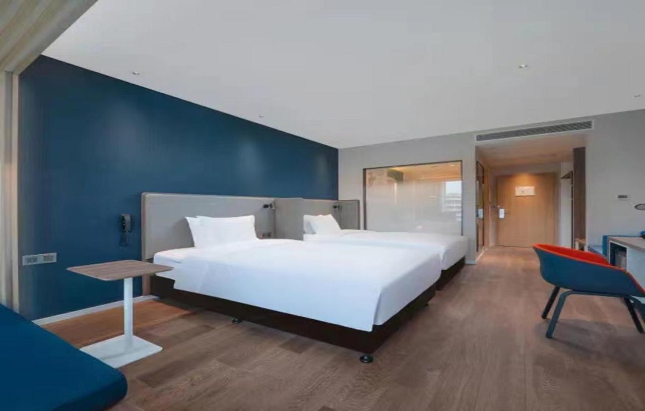 Holiday Inn Express - Wuhan Optical Valley By Ihg Kültér fotó